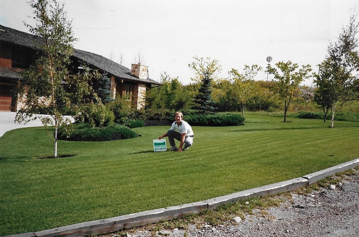 6 Professional Tips for Fertilizing Your Lawn in Calgary